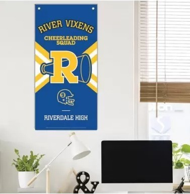 RIVERDALE CHEERLEADING SQUAD WALL BANNER	(13 467)	seinäkanga