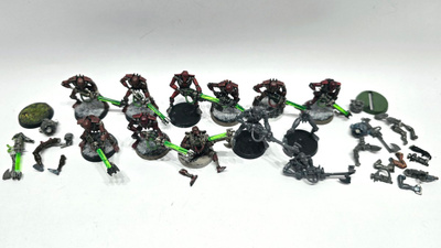 WH40K - 16kpl Necron Warriors + 4kpl Scarab Swarms [K51]