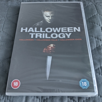 Halloween trilogy DVD **muoveissa**