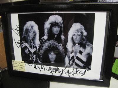 STRYPER PROMOKUVA KOKO BÄNDIN NIMMAREILLA ! KEHYSTETTY