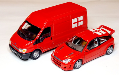 Ford Focus WRC-99 + Transit huoltoauto