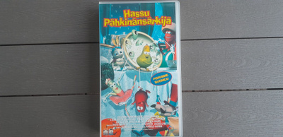 VHS: Hassu Pähkinänsärkijä (1999)