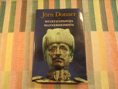 Jörn Donner; Muistiinpanoja Mannerheimista kirja.
