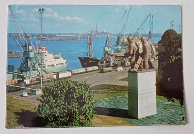 Kotka, Ahtaajat-patsas ja Kotkan satamaa, p. 1967