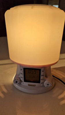 Herätysvalo radiolla