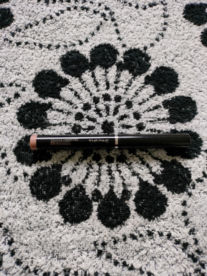 ~Oriflame The ONE Colour Unlimited -luomiväripuikko~
