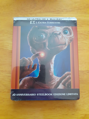 E.T. the Extra-Terrestrial STEELBOOK 4K UHD + BLU-RAY