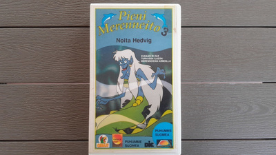 VHS: Pieni Merenneito 3 - Noita Hedvig (1992)