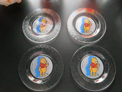 Nalle Puh lasilautanen x 4