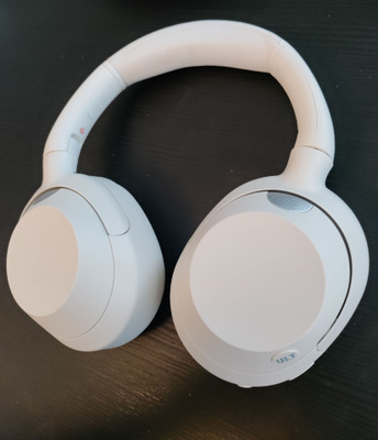 Sony ULT Wear langattomat kuulokkeet