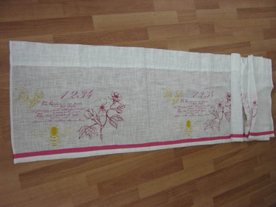 Uusi verhokappa   47 x 158 cm