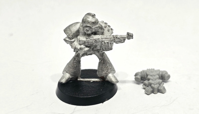 WH40K - Rogue Trader Space Marine [S104]