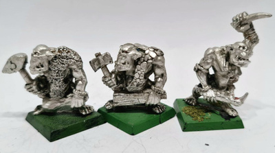 WHFB - 3kpl Savage Orcs figuureita [G64]