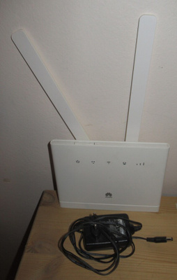 Huawei 4G reititin B315s-22 + virtalähde