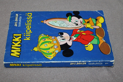 Mikki kiipelissä Aku Ankan taskukirja 1 2. painos 1975