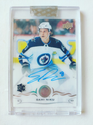 Sami Niku - 18-19 UD Clear-Cut Rookie Auto