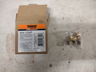 CHERVOLET SIVERADO 2500HD, UUDET, ILMAUSRUUVIT 4 KPL