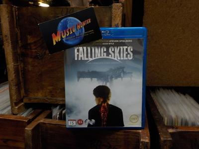 FALLING SKIES - THE COMPLETE FIRST SEASON UUSI BLU-RAY