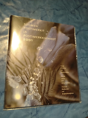 suoen postimerkit 2001