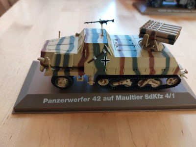 PANZERWERFER 42 AUF MAULTIER  SDKFZ 4/1 - PIENOISMALLI
