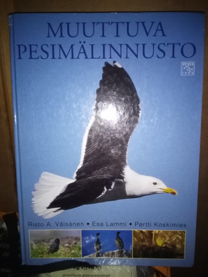 Väisänen : Muuttuva pesimälinnusto ( SIS POSTIKULU)