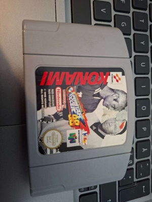N64 International Superstar Soccer 98