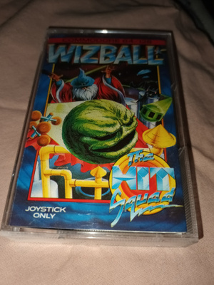 Wizball commodore 64/128 peli alkuperäisrasiassaan