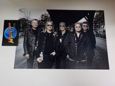 DEEP PURPLE 4 X NIMMARIT PROMOKUVASSA