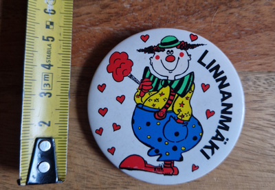 Linnanmäki vintage rintamerkki 1970-1980-luvulta