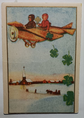 Lentokoneesta pudotellaan neliapiloita, ei p.