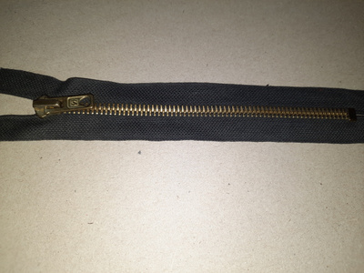 15 cm metalli vetoketju