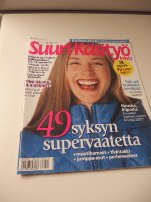 Suuri Käsityö lehti 9 / 2002, mm. Baby Born vaatteita