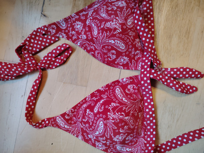 Bikinit yläosa xl