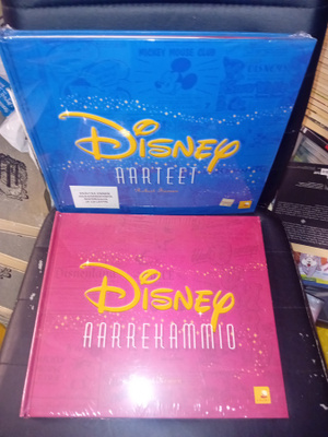 DISNEY AARTEET & DISNEY AARREKAMMIO ( UUSI ) SIS POSTIKULU