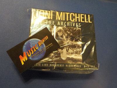 JONI MITCHELL THE ARCHIVES UUSI 3CD BOKSI