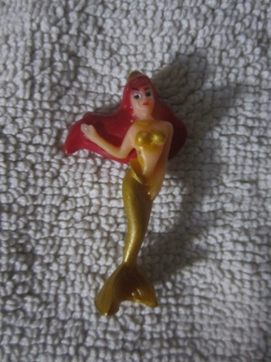 Disney Prinsessat Ariel Kullansävyinen mekko