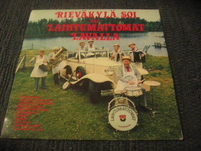 LP - Laihtumattomat - Rieväkylä soi