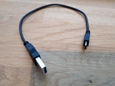 Musta USB Micro latausjohto 27,5 cm