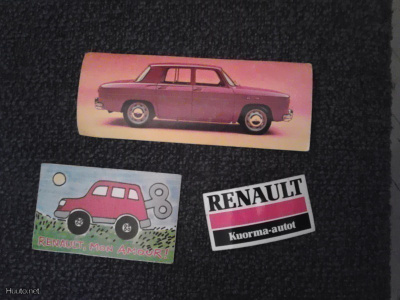 Renault-postikortti ja 2 rellutarra