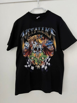METALLICA T-PAITA KÄYTTÄMÄTÖN