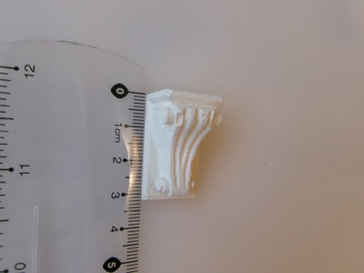 Nukkekoti koriste hyllykkö seinälle, valkoinen