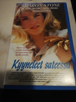 Kyyneleet sateessa vhs