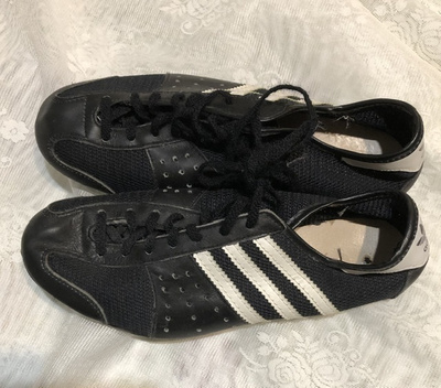 Adidas pyöräilykengät