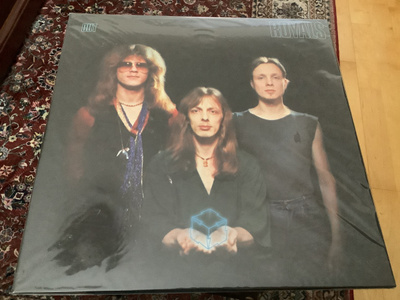 ROYALS - OUT
