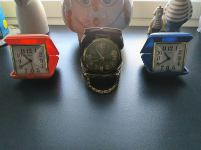 Herätyskello x 3 kpl