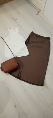 Toffeenruskea satiinihame Gina Tricot S koko