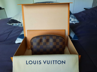 Louis Vuitton Cosmetic Pouch DE Fullset