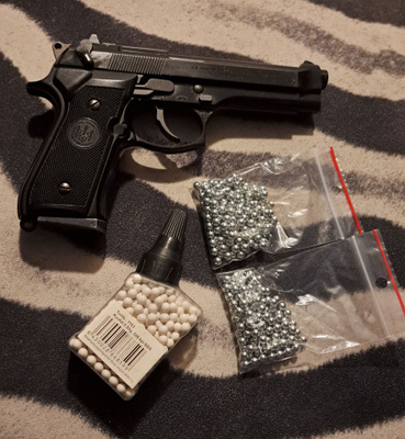 Tokyo marui kuulapyssy