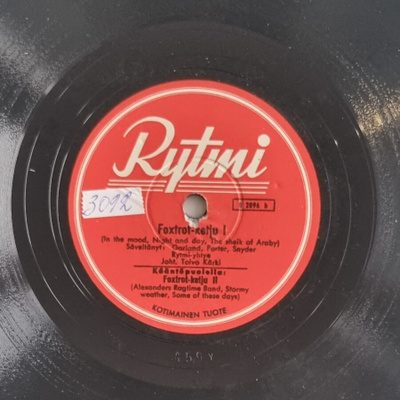 Savikiekko 1945 - Rytmi-yhtue - Rytmi B 2096