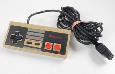 Nintendo 8-Bit Controller NES-004 (Refurbished)